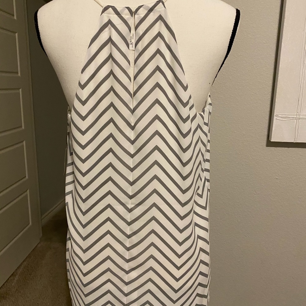 Express- Grey and White Chevron Tank Top